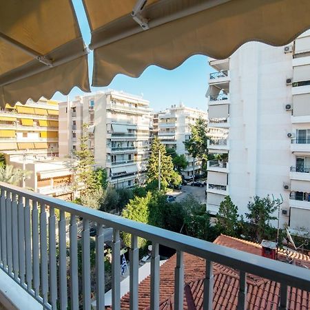 Luxury 1-Bedroom Apartment By The Sea In Афіни Екстер'єр фото