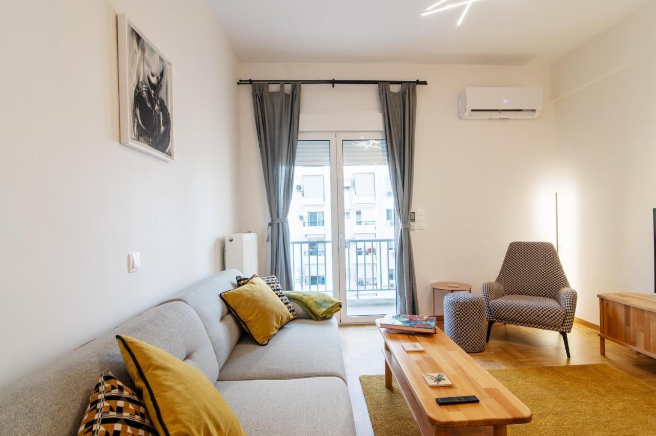 Luxury 1-Bedroom Apartment By The Sea In Афіни Екстер'єр фото