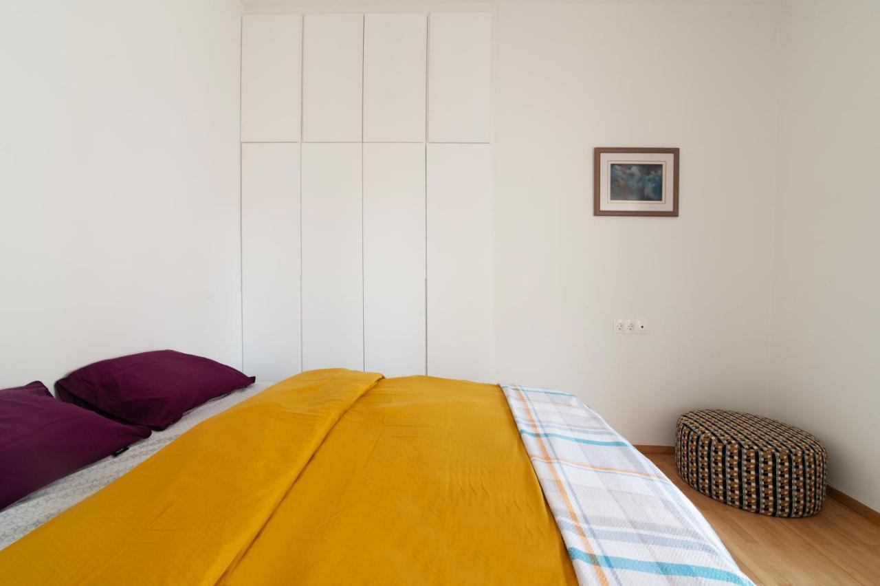 Luxury 1-Bedroom Apartment By The Sea In Афіни Екстер'єр фото